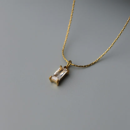 ROYCE Mini Rectangle Necklace